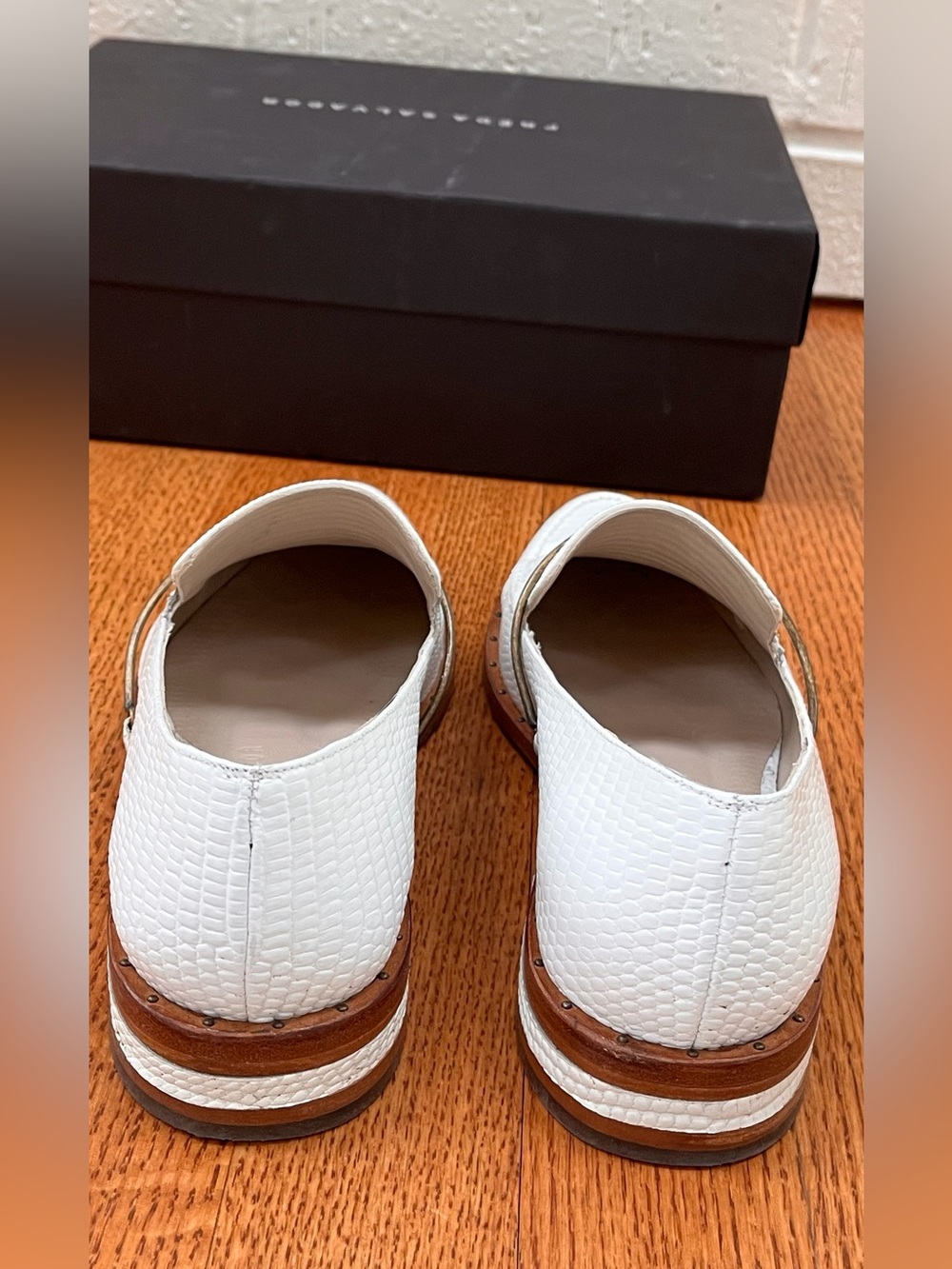 Freda Salvador White reptile-embossed loafers, 6 - Picture 5 of 12
